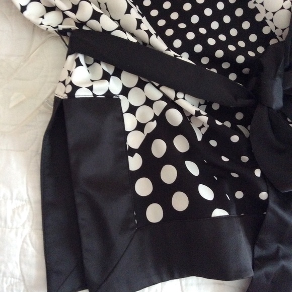 LAST MARKDOWN SOFT FLOWING TOP! - Picture 6 of 7